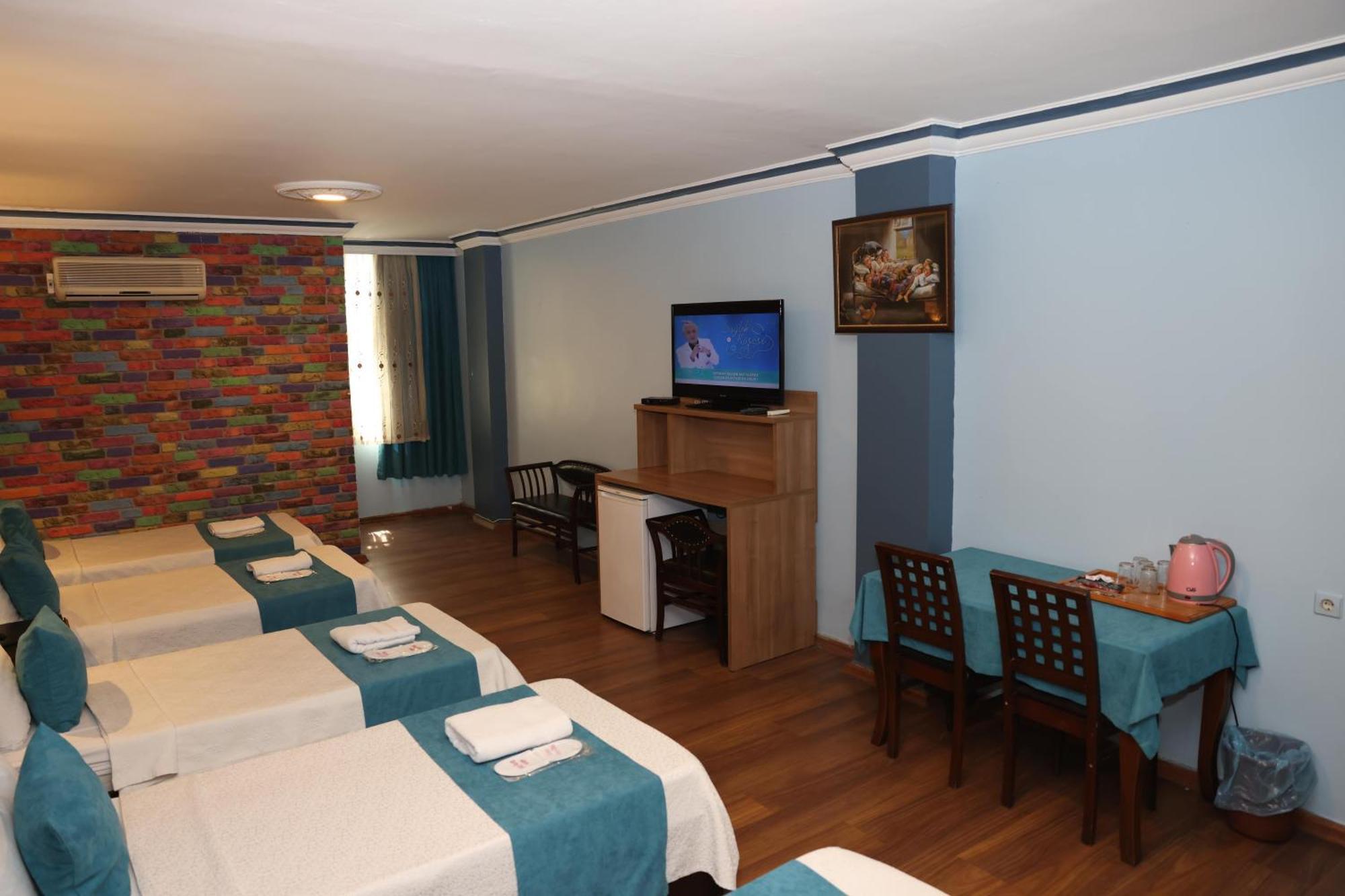Adana Saray Hotel Exterior foto