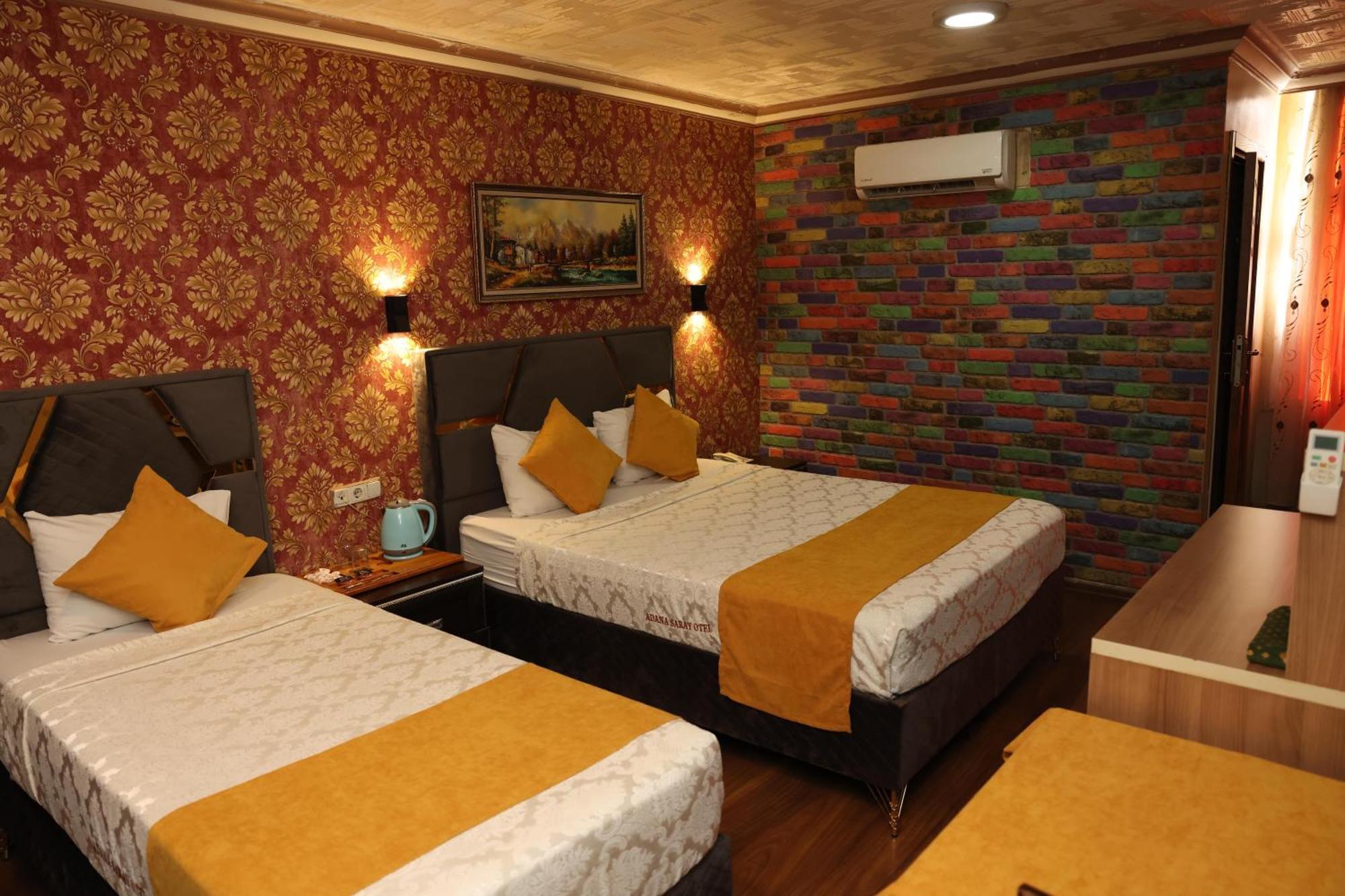 Adana Saray Hotel Exterior foto
