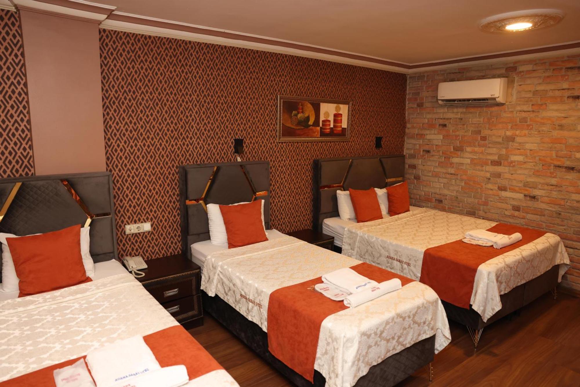 Adana Saray Hotel Exterior foto