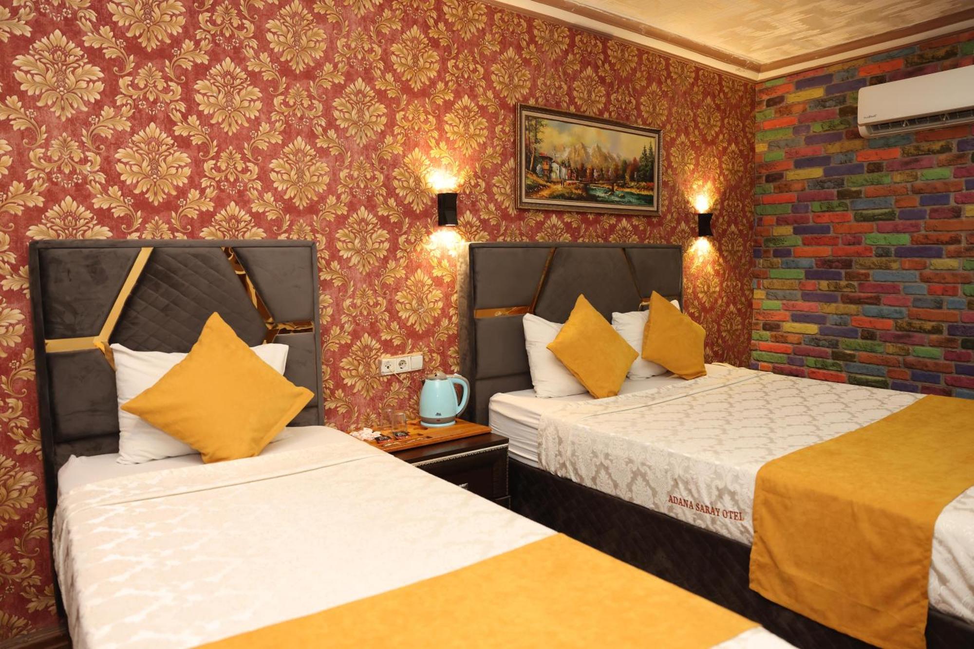 Adana Saray Hotel Exterior foto