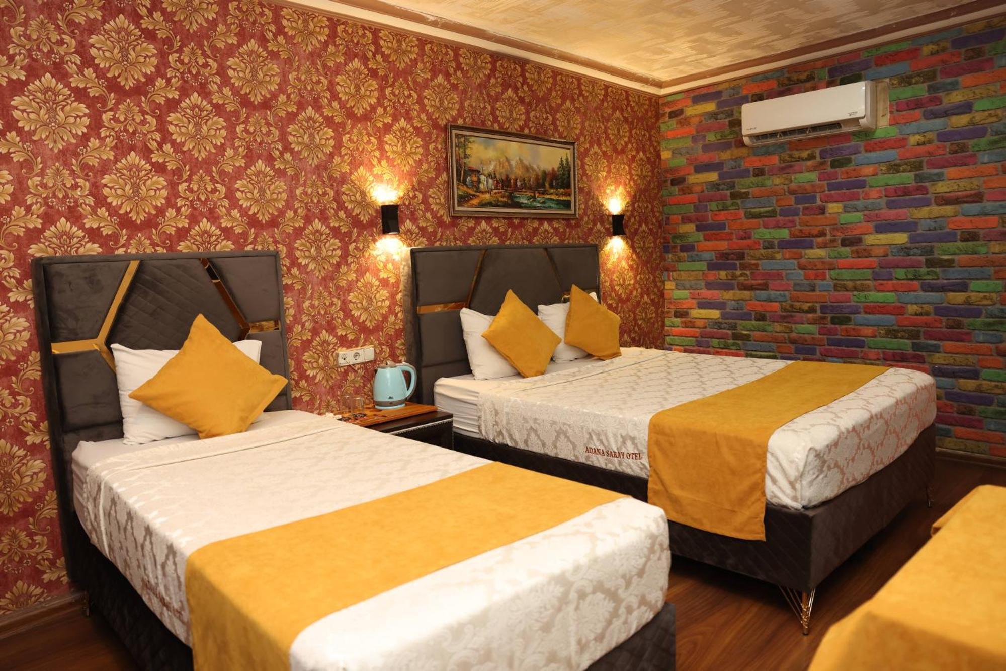 Adana Saray Hotel Exterior foto