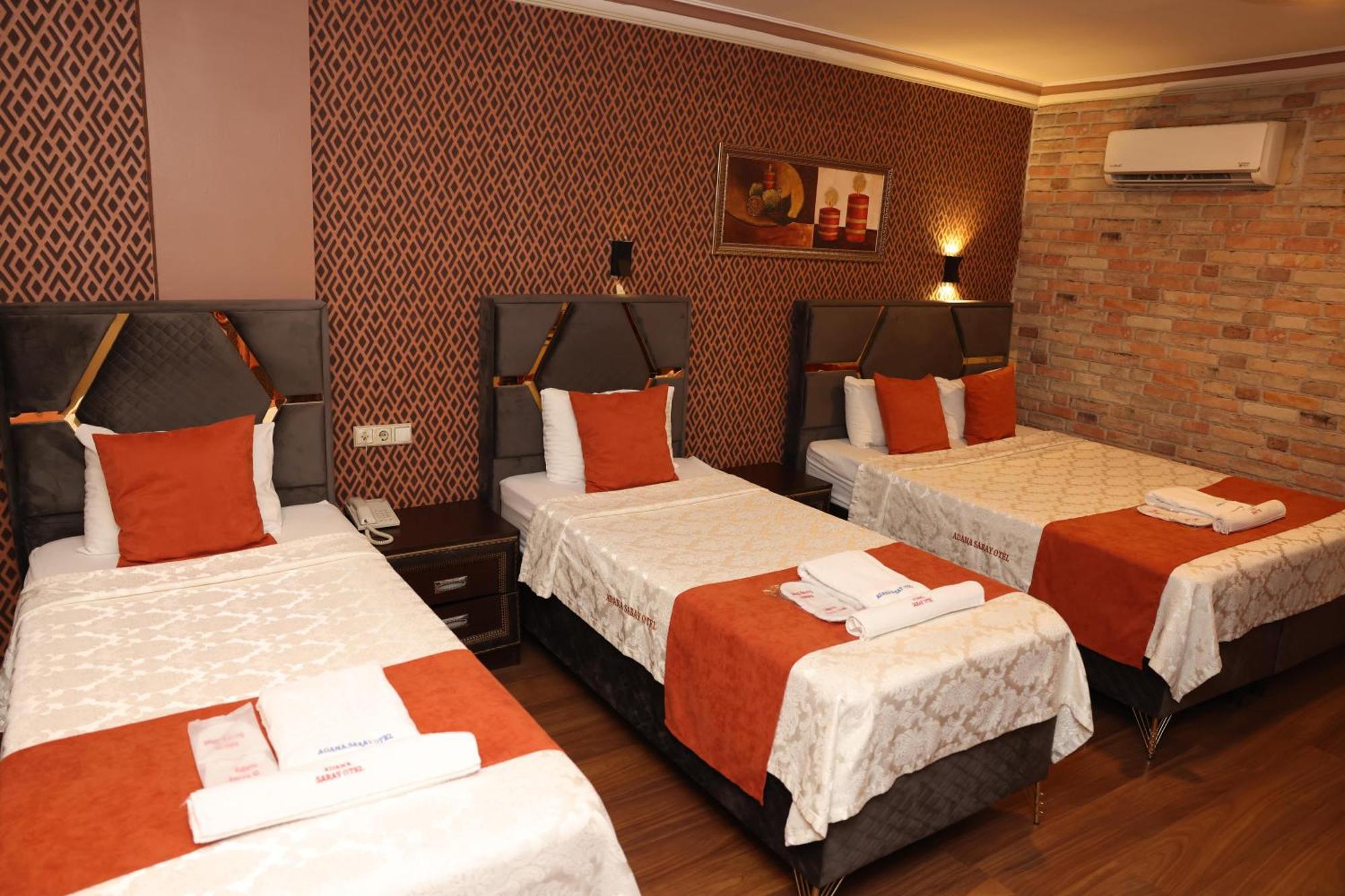 Adana Saray Hotel Exterior foto