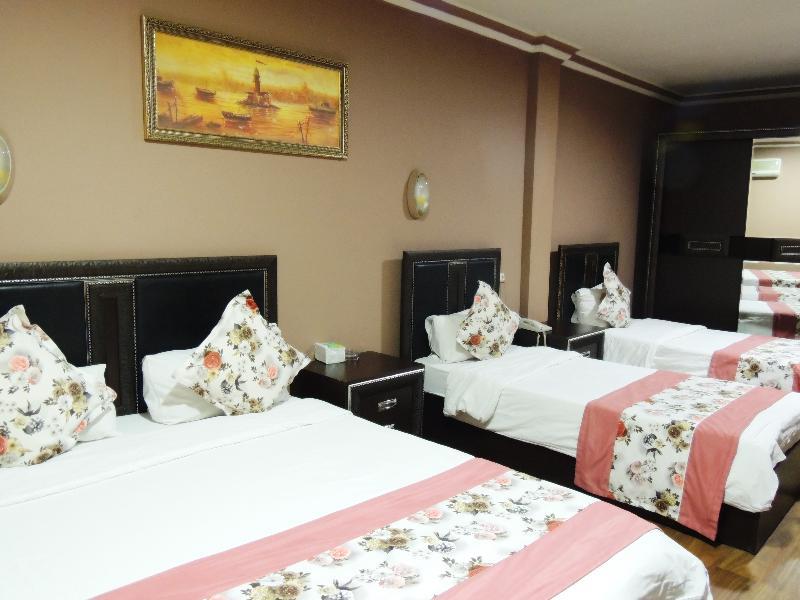 Adana Saray Hotel Exterior foto