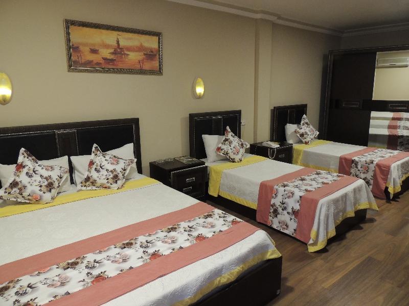 Adana Saray Hotel Exterior foto
