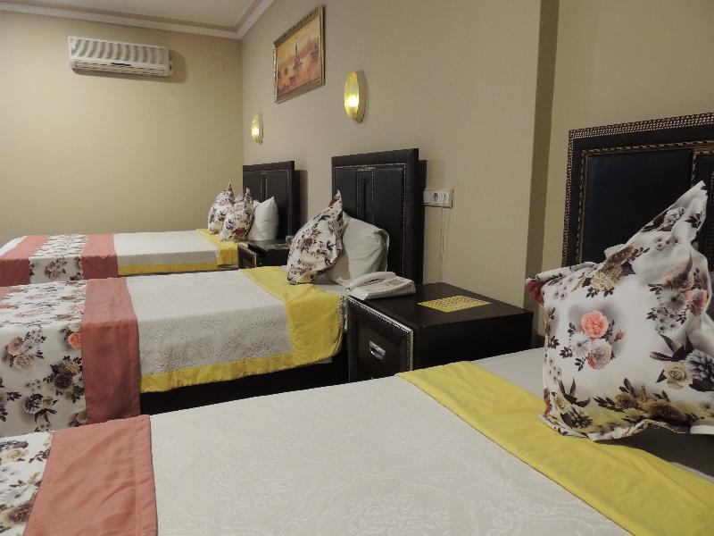 Adana Saray Hotel Exterior foto